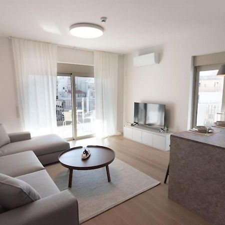 Bright Apartment In The New Building أثينا المظهر الخارجي الصورة