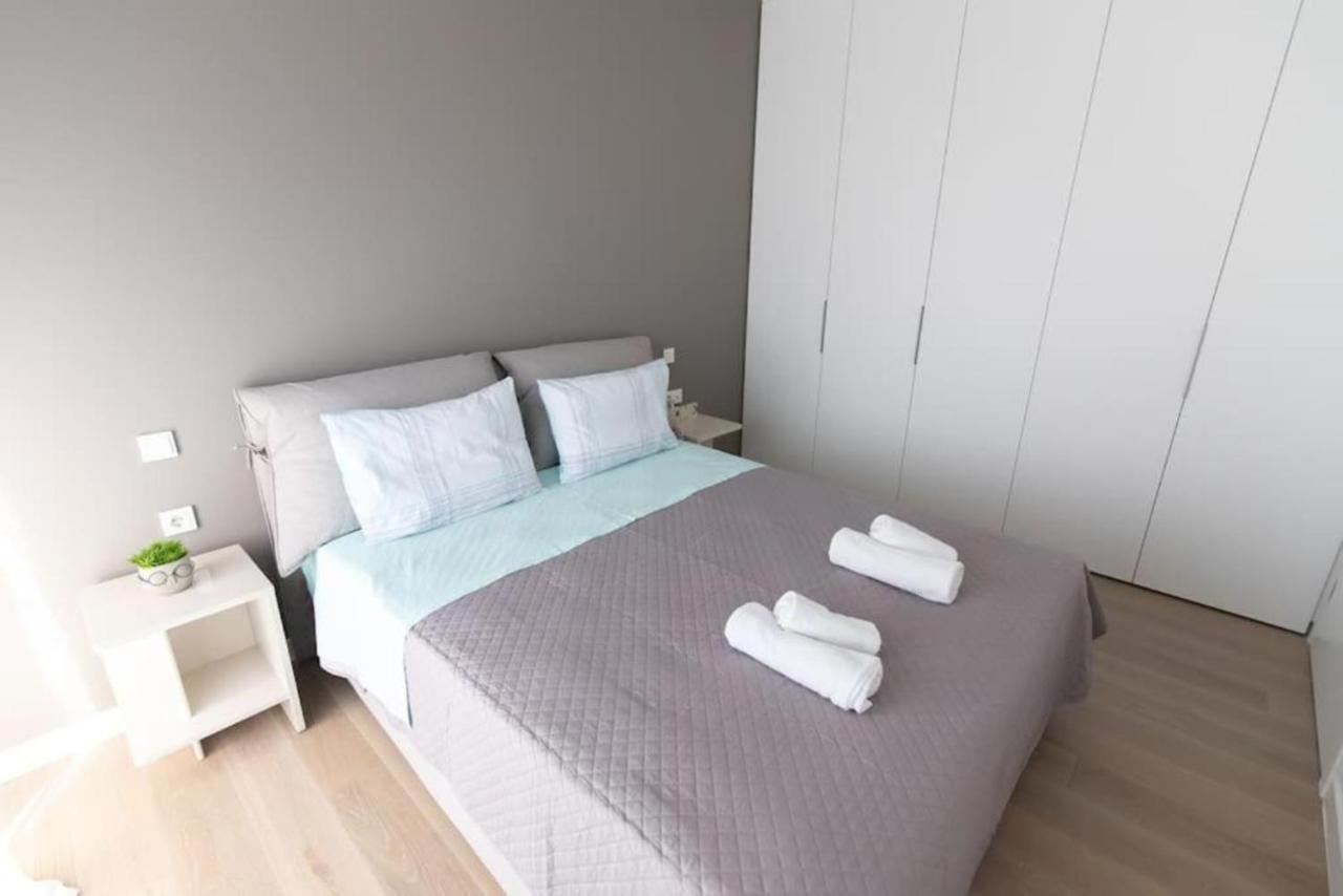 Bright Apartment In The New Building أثينا المظهر الخارجي الصورة